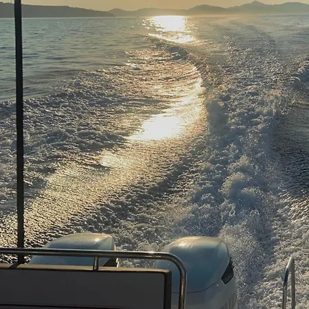 Luxury Yacht *